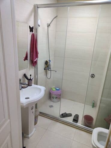 9 ci mikrorayon satilan evler: 3 otaqlı, Yeni tikili, 109 kv. m — 10