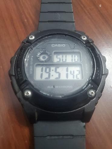 İşlənmiş, Qol saatı, Casio, rəng - Qara