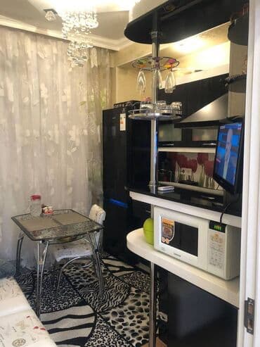 xirdalan gunluk evler: Xirdalanda Aff parka yaxın 10 mertebeli binanın 3-ci mərtəbəsində — 3