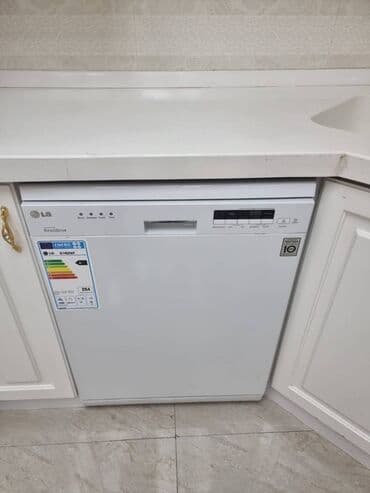 şamaxinka 300 manata kiraye evler: Xətai metrosuna yaxin 15 mertebeli binanın 3-cu mərtəbəsində yerləşən — 16