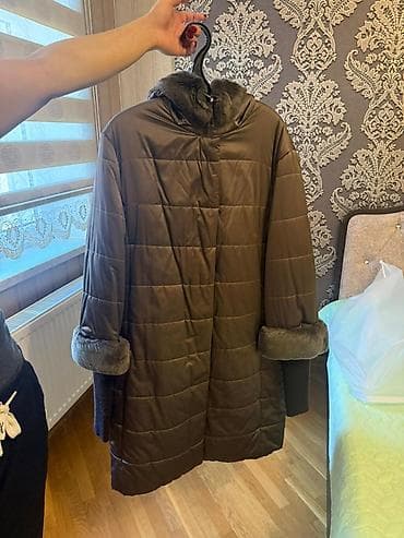 desd paltarlar: Ölçüləri : ( 52 - 54 ) çox az geyinilib şəkillərdən göründüyü kimi çox — 1