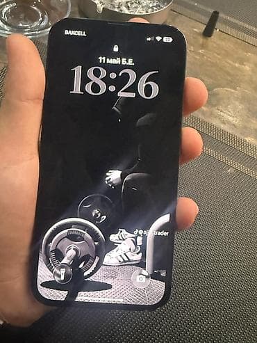 iphone qusar: IPhone 13, Göy, Face ID — 4