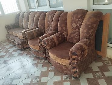 1 divan 2kreslo satılır 70azn divan açılır real alıcı əlaqə saxlasın