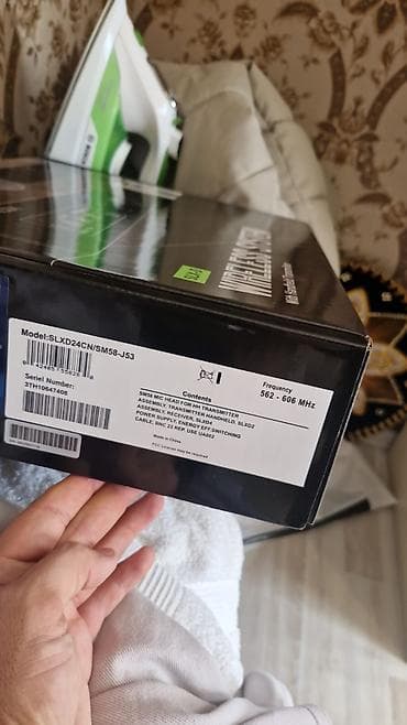 Shure SLX-D simsiz mikrofon sistemi – əl vericisi ilə Model