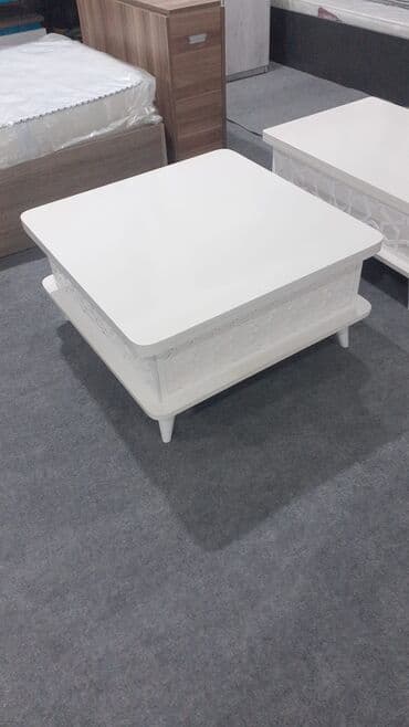 Sifarişlə ev mebeli: Kvadrat masa, Açılan, Təkərsiz, Laminat — 1