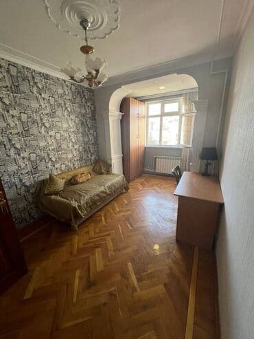 şəhər bağları mənzil satılır: Bakı, 3 otaqlı, Köhnə tikili, m. Xalqlar Dostluğu, 100 kv. m — 4