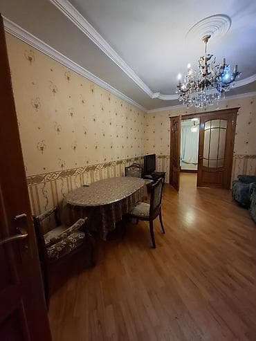 Seherin merkezi. Elmler metrosunun duz cixisinda,H.Cavid — 2