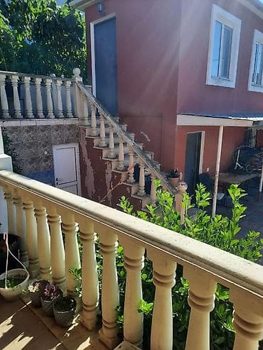 heyet evleri satilir: Heyet evi SEE BREEZE 10 deqiqelik yoldu Satılır: geniş həyətli — 6