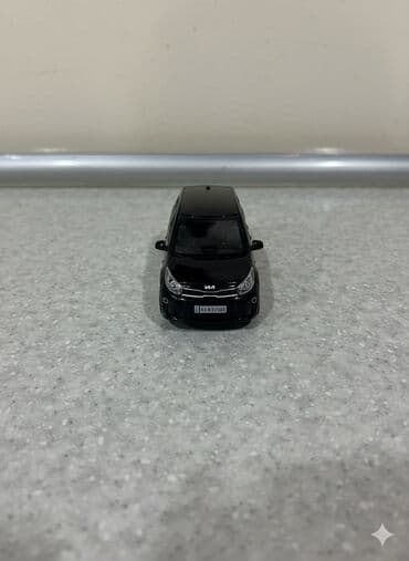 dinozavr oyuncaq: Mavi rəngli metal oyuncaq avtomobil maketi - Korpus: metal die-cast — 10