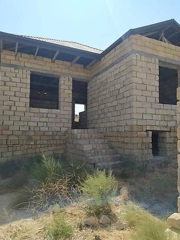 kurdemir ev: Satışda: yarımçıq tikili fərdi yaşayış evi - Material: bərk daşdan — 2