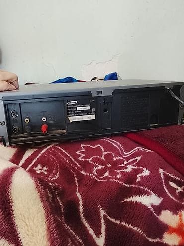 kasset: Samsung SV-140G VHS video kasset yazıcı/pleyer Xüsusiyyətlər: - — 4