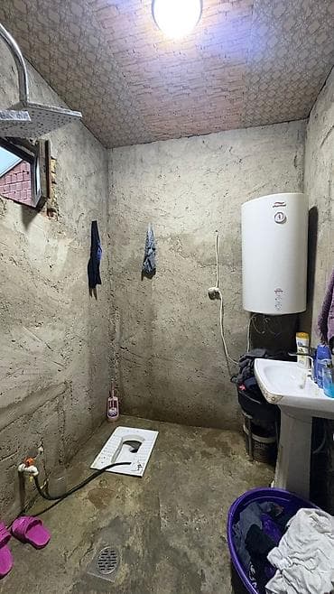 2 otaqlı ev: 2 otaqlı, 50 kv. m — 3