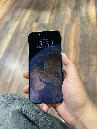 IPhone 15 Pro, Natural Titanium