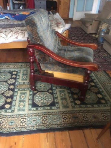 продажа диванов бу: Divan ve 2 eded kreslo qlrmlzl agacdan — 2