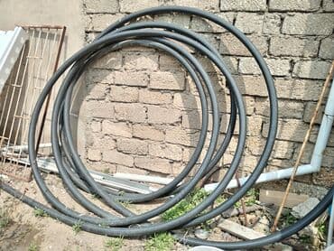 вакуумный водяной насос: 60lıq su maşını üçün şlanq satılır 25 metr. Işlənməyib. Su maşınına — 1