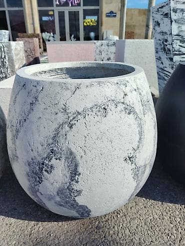 gul dibcekleri: Dekorativ beton güldanlar - Material: armaturla möhkəmləndirilmiş — 1