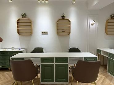 taxta alıram: Gözəllik salonu üçün tam avadanlıq dəsti Tərkib: - Manikür üçün 2 iş — 1