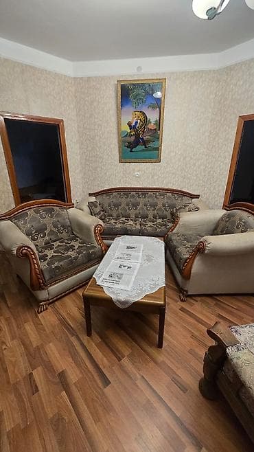 divan krislo: Divan kreslo. 300azn. turk istehsalı. Yaxsi veziyyetde ünvan — 1