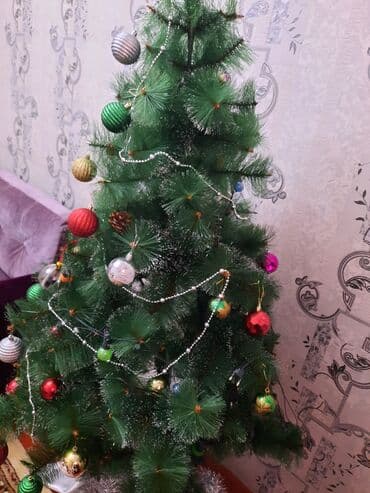 Renault: Yolka 160 sm oyuncaqla satilir.0 — 1