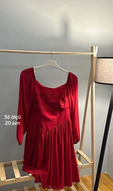 Информатика: Geyimlərin hər biri yaxşı vəziyyətdədir və çox az geyinilib — 4