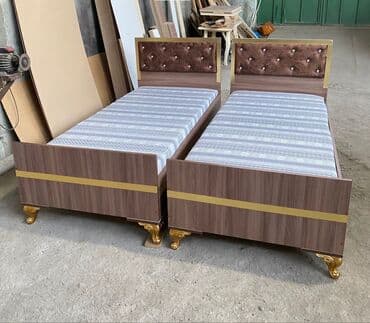 продам кухонный гарнитур бу: Односпальная кровать, С подъемным механизмом, С матрасом, Без выдвижных ящиков — 2