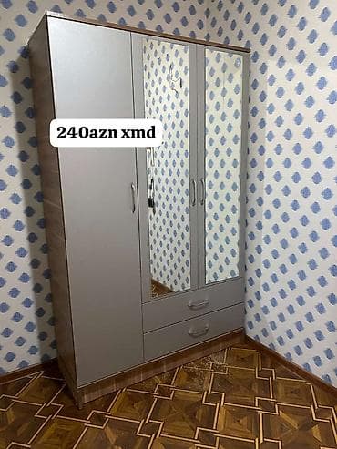 Üçqapılı paltar dolabı - Rəng: boz (ön hissədə iki ədəd güzgülü qapı)