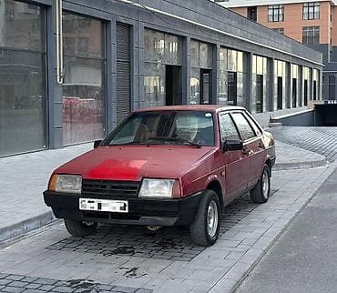 VAZ (LADA) 21099: 1.5 l | 1994 il Sedan