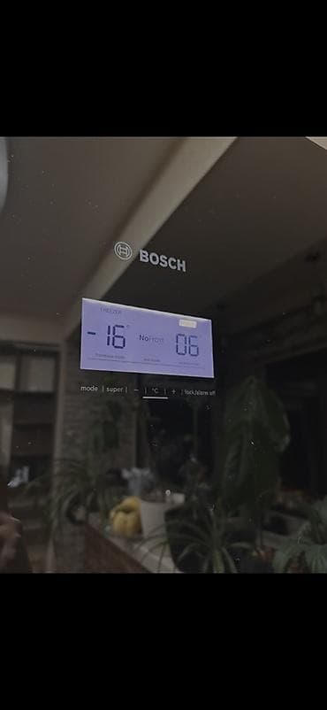 Bosch iki qapılı soyuducu (aşağıda dondurucu) – qara şüşə fasad — 2