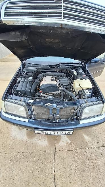 gen: Mercedes-Benz C-Class: 1.8 l | 1997 il Sedan — 6