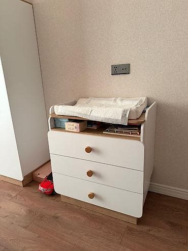 mebel shkaf: Iki hisseden ibaret turk firmasi cilek-e aid usag refi. Uzerinde — 1