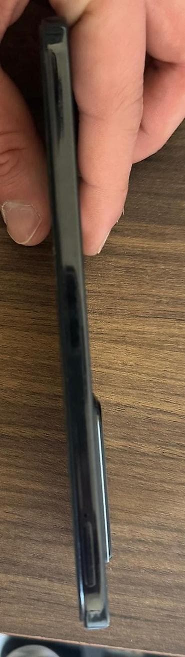 iwlemiw telfon: Honor 200 Lite, 128 GB, rəng - Qara, Barmaq izi — 5