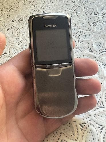 adapdir: Nokia 8 Sirocco, < 2 GB Memory Capacity, Düyməli — 4