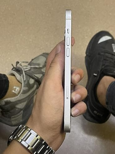 mini 7 ipad: IPhone 14 Plus, Ağ — 5