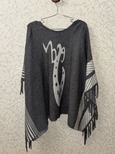 Kürklər: Qadın geyimləri dəsti - Ağ qısa don: dizüstü uzunluq, qat-qat ətək — 6