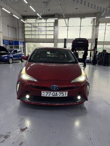 такси: Водитель такси требуется, Транспорт предоставляется, Еженедельно оплата, 3-5 лет опыта — 6