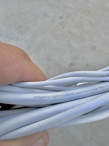Tam orginal magsafe 2 85W butun kabeller amerikadan gelib model — 4