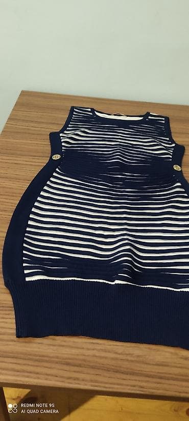 Dəniz tərzində trikotaj kofta/tunik - Rəng: tünd göy və ağ zolaqlı -