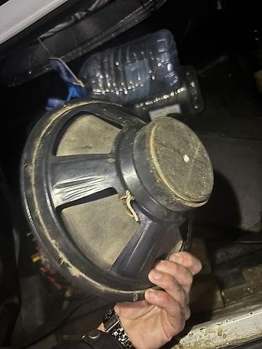 lg 107 ekran: Dinamiklər və sabvuferlər, İşlənmiş, Sellüloza, Rusiya, Ünvandan götürmə — 2