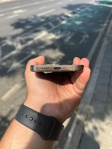 apple mac mini: IPhone 16 Pro, 256 GB, Desert Titanium, Zəmanət, Barmaq izi, Simsiz şarj — 2