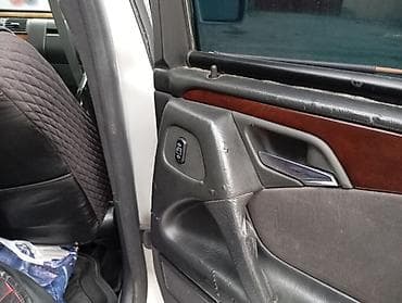 mercedes benz 208 d: Mercedes-Benz E-Class: 2.9 l | 1996 il Sedan — 3