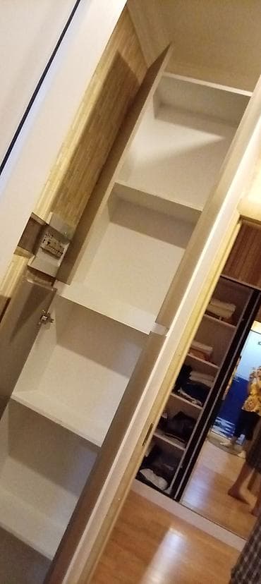 Digər mebel: Hamam şkafı membrandi materiali hündürlük 2.40 m eni 0.53 m derinlik — 4