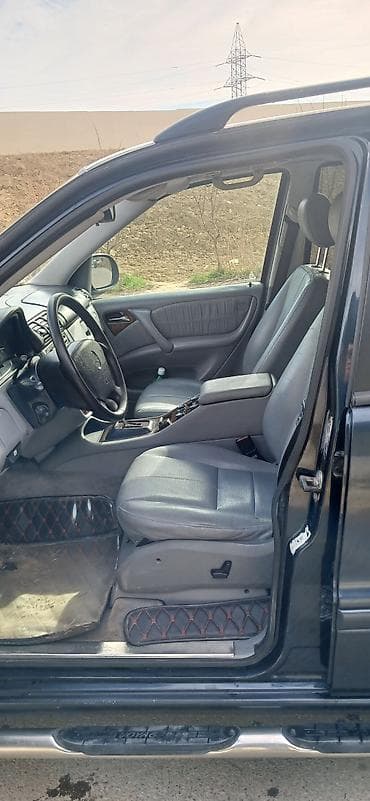 b class: Mercedes-Benz M-Class: 2.7 l | 2001 il Ofrouder/SUV — 7