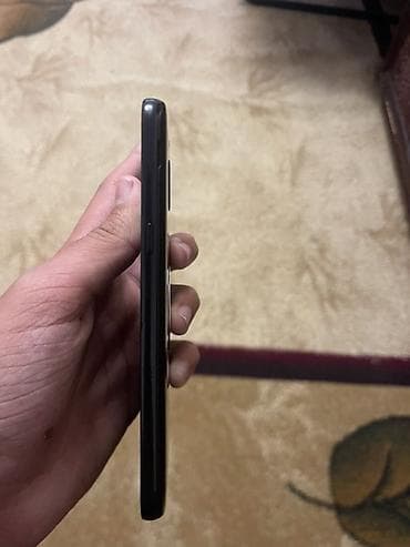 m tech computers: Smartfon – qara rəngli, kompakt korpus ideal veziyyetdedi endirim — 1