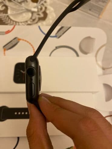 piltə qiyməti: İşlənmiş, Smart saat, Apple, Suya davamlı, rəng - Qara — 4