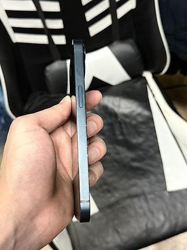 mini laser: IPhone 13, 128 GB, Midnight — 2