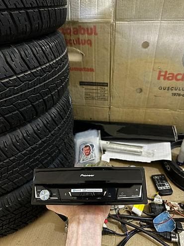 maqıntafon: Maqnitol, Pioneer, AUX — 2