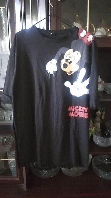 Qara rəngli unisex T‑shirt – Mickey Mouse printi - Rəng: qara - — 1