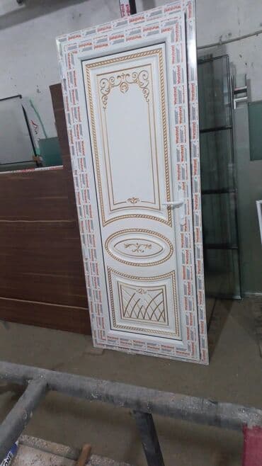 pilasdiq qapi: Plastik Naxışlı Hamam Qapıları 350 man — 30