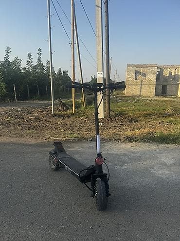 surron bike: Elektrik skuter – off-road təkərli, güclü şəhər və kənd yolları üçün — 1