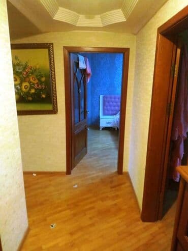 Nərimanov heykəlinə yaxın iceri seher elimlər metrosun yaxın 9 — 10